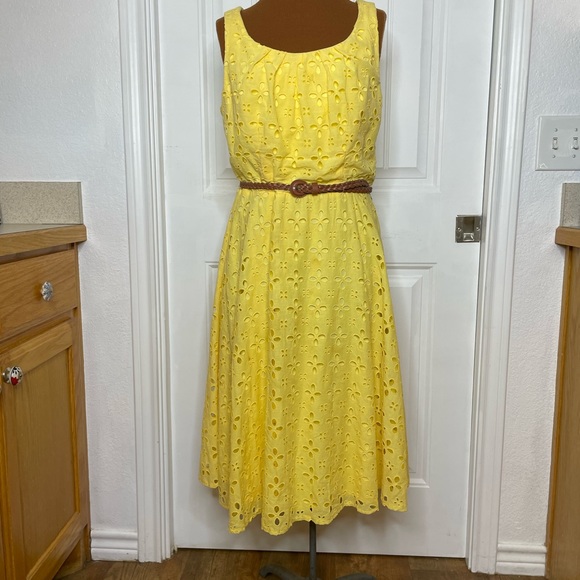 Dresses & Skirts - Yellow Belted Sundress Size 12